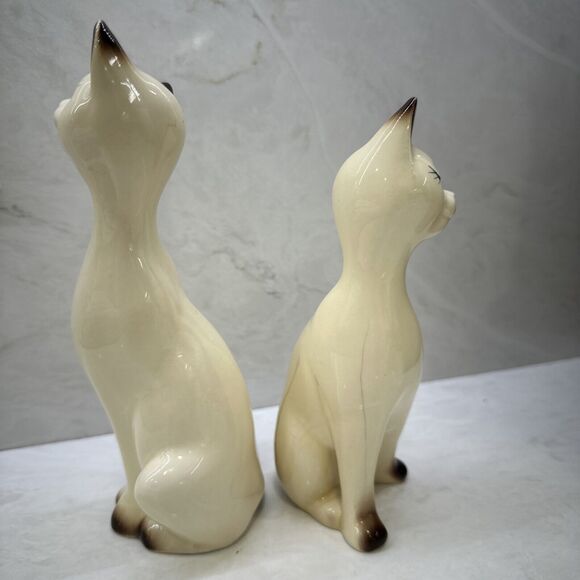 2 Vintage Ceramic Vicki MCM Siamese Cats 7in and 8in Tall Signed Delicate Lovely - Picture 9 of 14